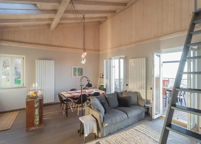 Apartament Sunset Terrace Loft - View On By Rent Brunate