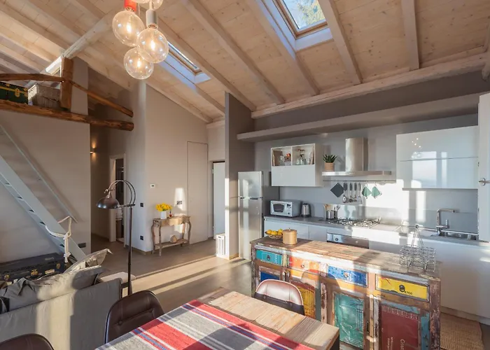 Sunset Terrace Loft - View On By Rent Apartament