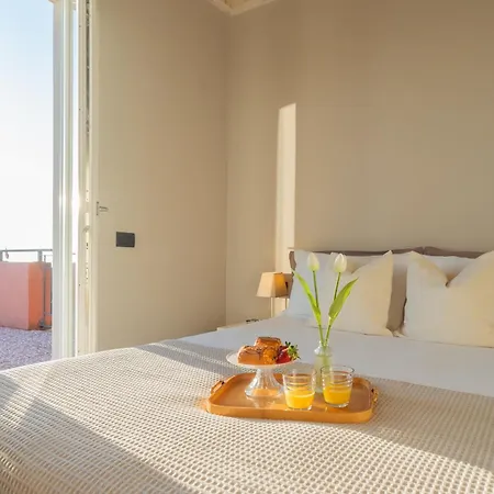 Sunset Terrace Loft Best View By Rent All Como ברונאטה