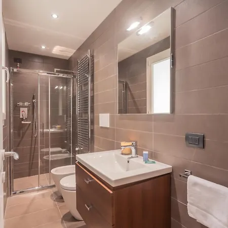 Sunset Terrace Loft Best View By Rent All Como ברונאטה