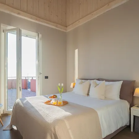 דירה Sunset Terrace Loft Best View By Rent All Como ברונאטה