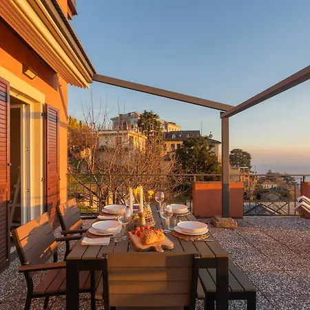 דירה Sunset Terrace Loft Best View By Rent All Como ברונאטה