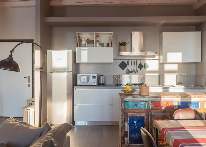 アパート Sunset Terrace Loft - View On By Rent *