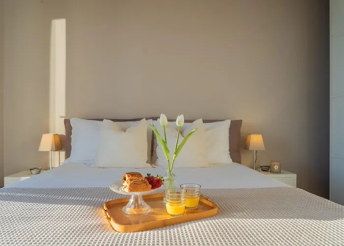 Sunset Terrace Loft - View On By Rent ブルナーテ