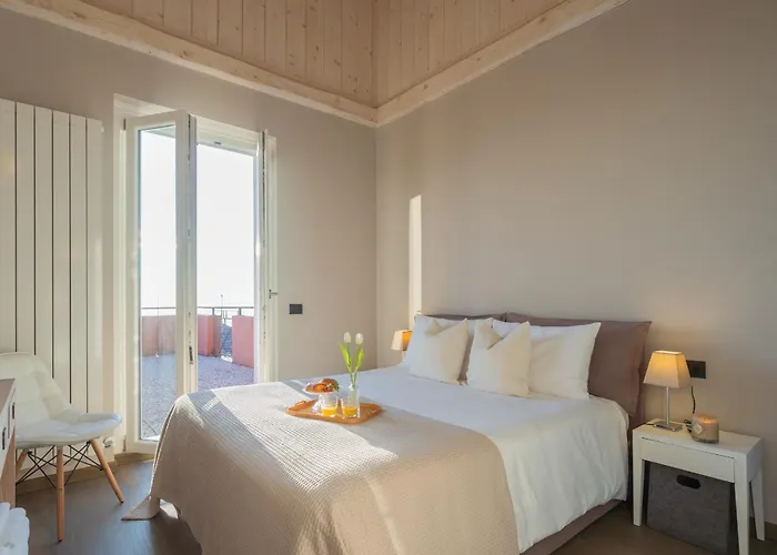 アパート Sunset Terrace Loft - View On By Rent ブルナーテ