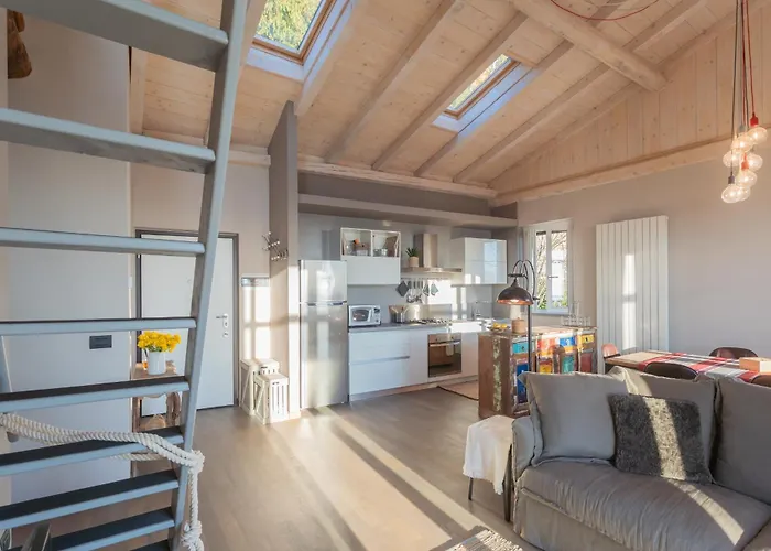 Sunset Terrace Loft - View On By Rent Lejlighed *